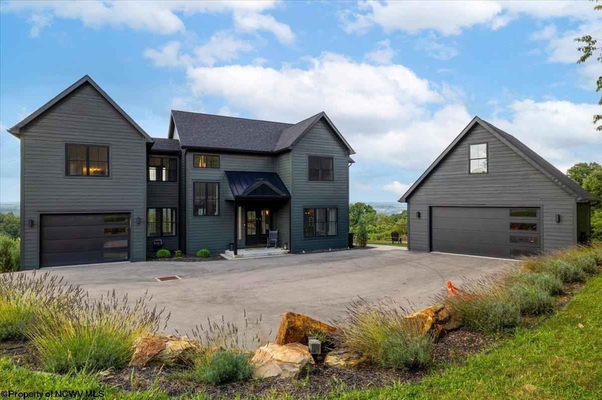 107 Oak Hl Ln  