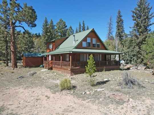 1075 E Ponderosa Rd  