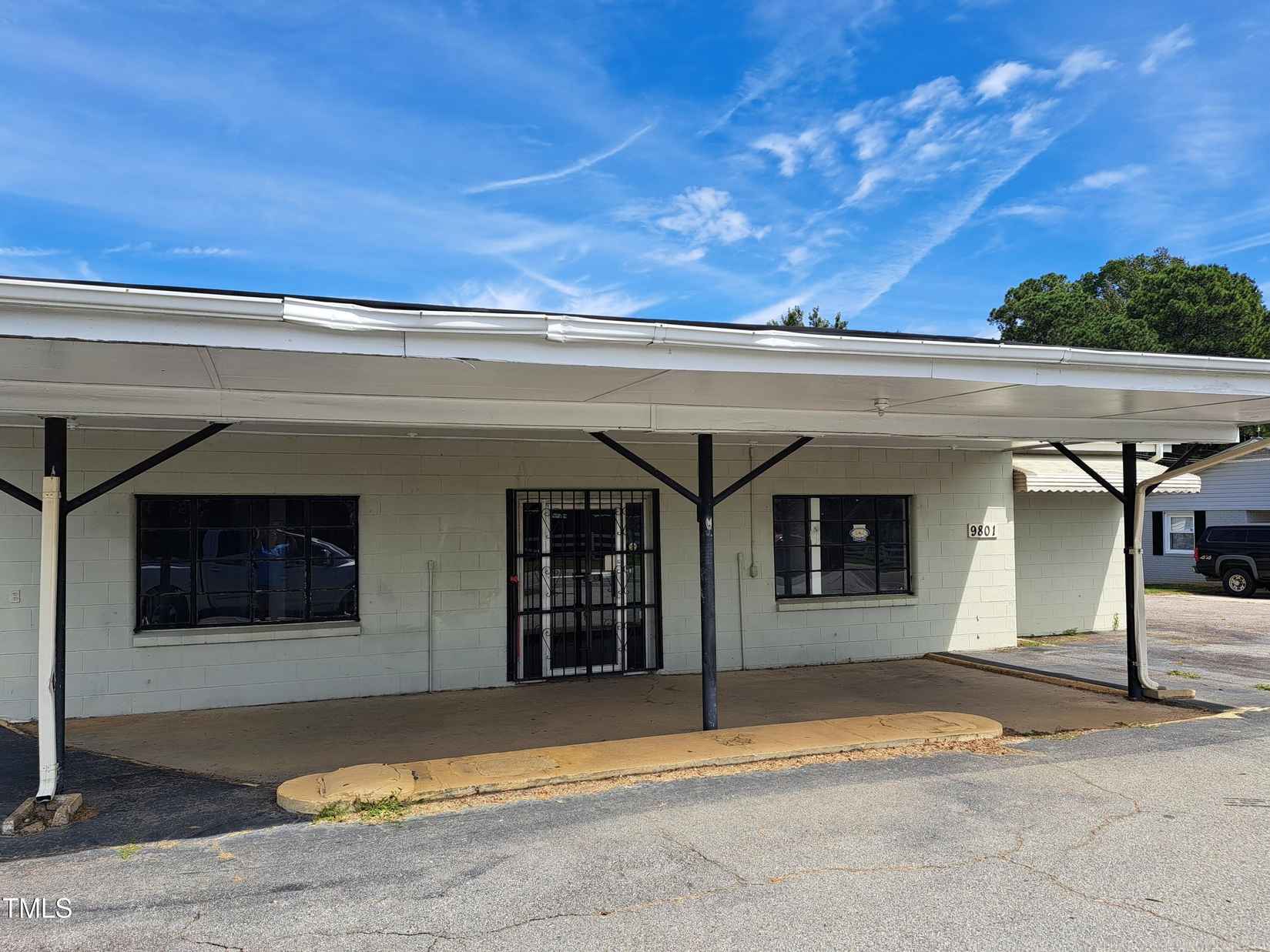 9801 Ten-Ten Rd  