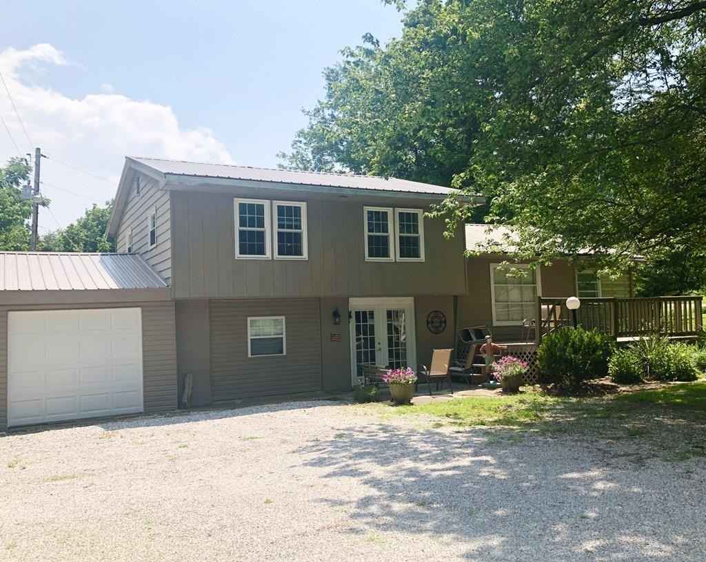 1385 Eastlawn Rd  