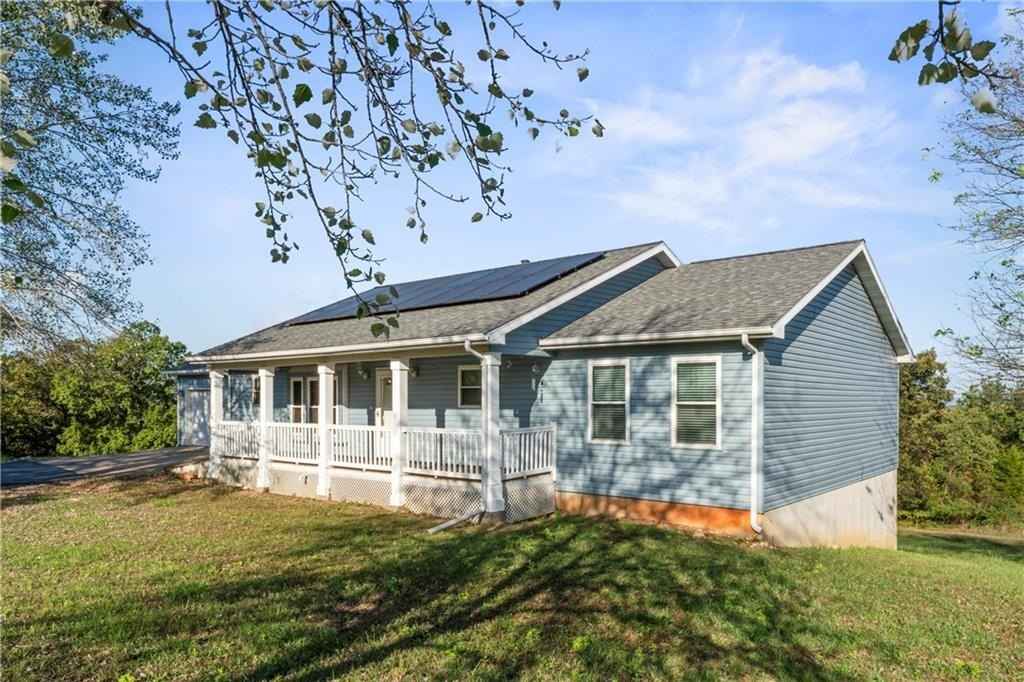 211 Zinnia Ln  