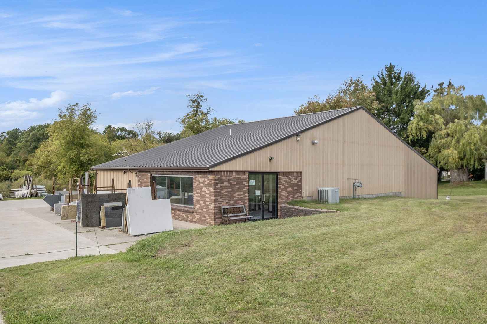 7887 Elm Ave  