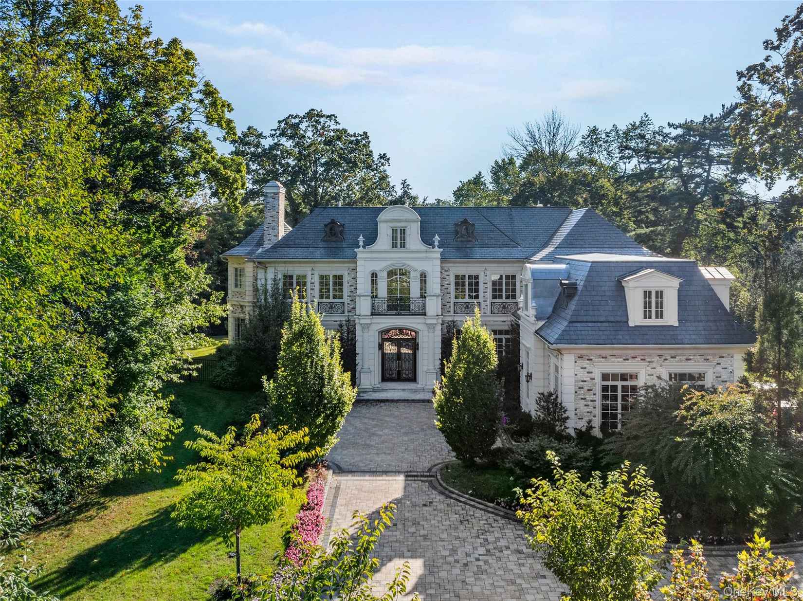 6 Foxwood Rd  