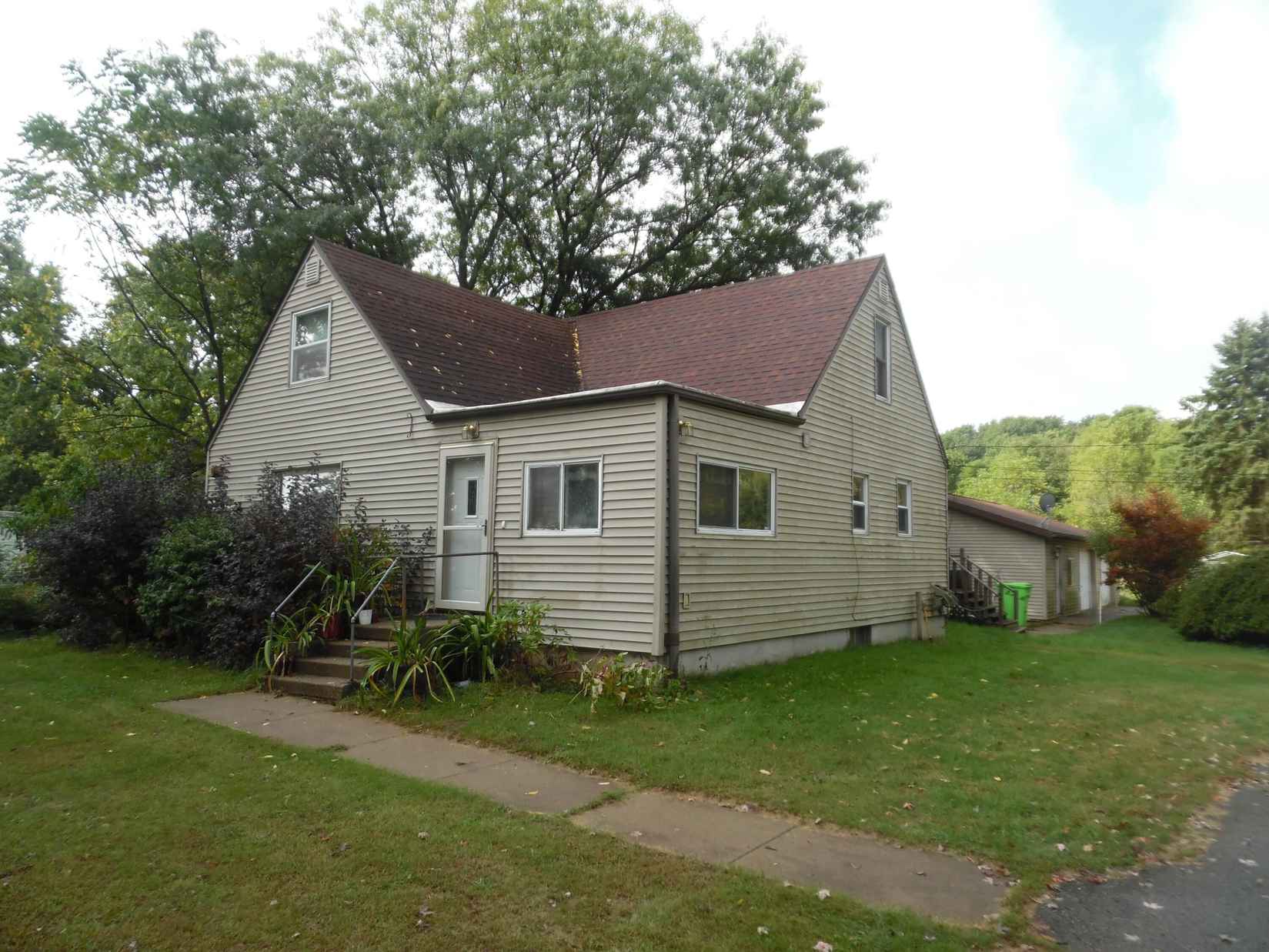705 Baker Rd  