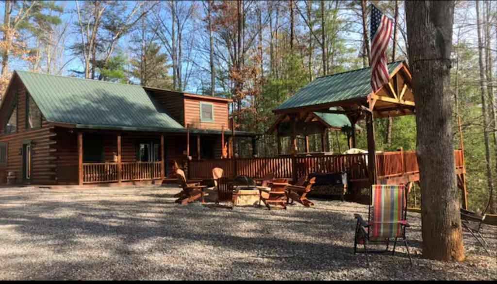 118 MCINTOSH Way  