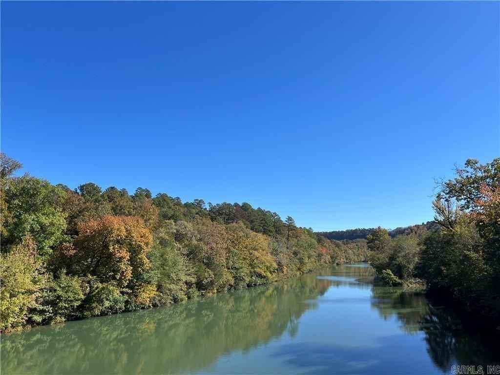 5498 HWY 359  