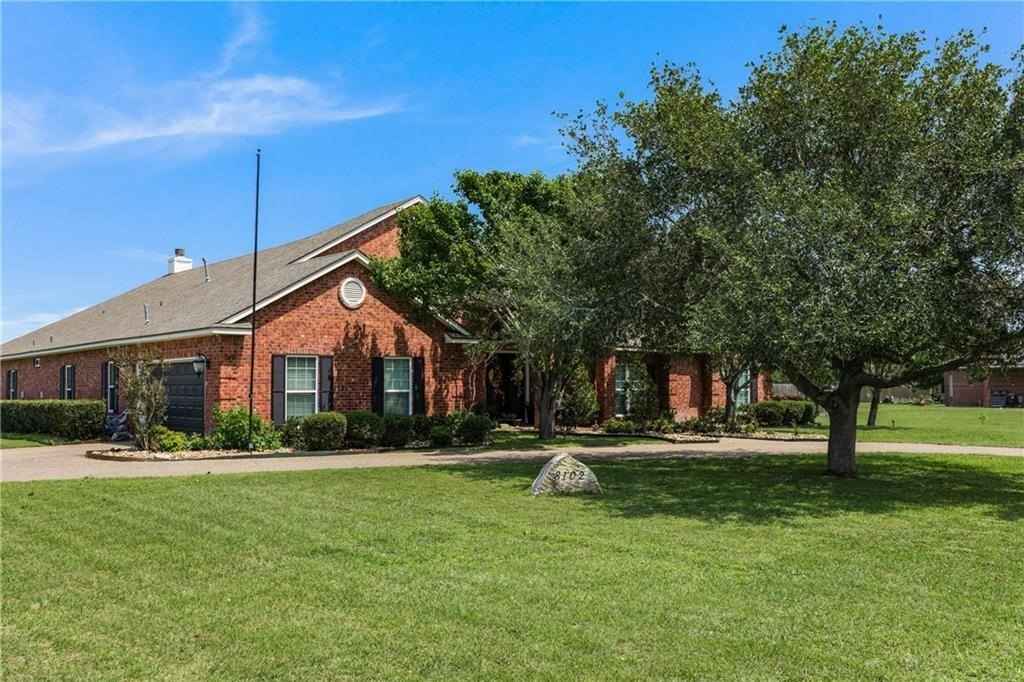 8102 Nazareth Dr  