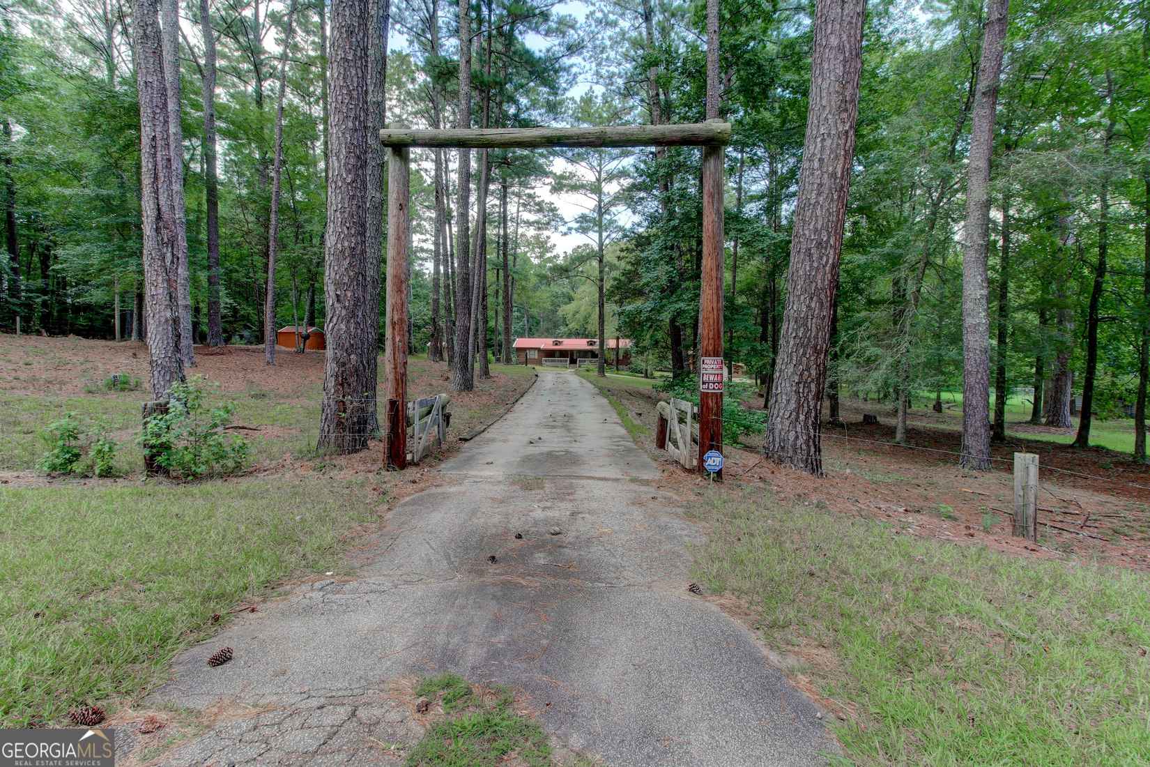 4009 Hwy 138 SW  