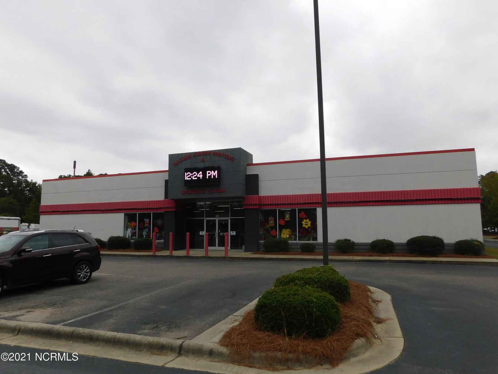 4555 Fayetteville Rd  