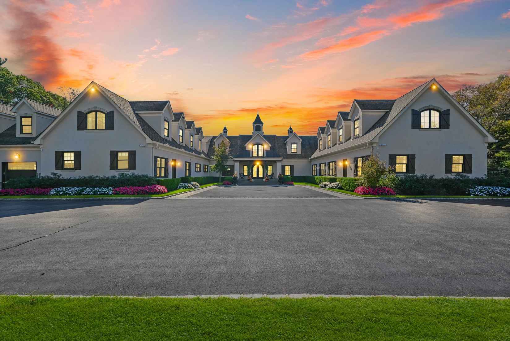 15 High Ridge Ln  