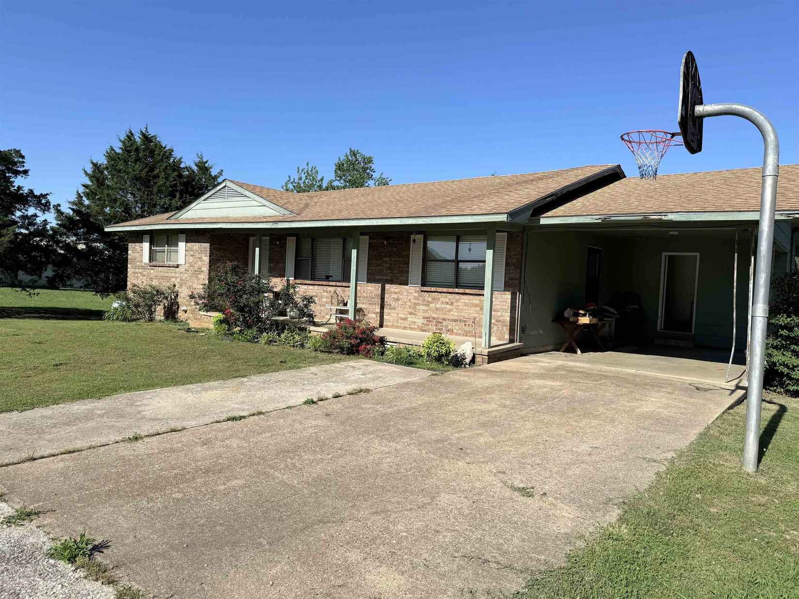 147 Winfree Ln  