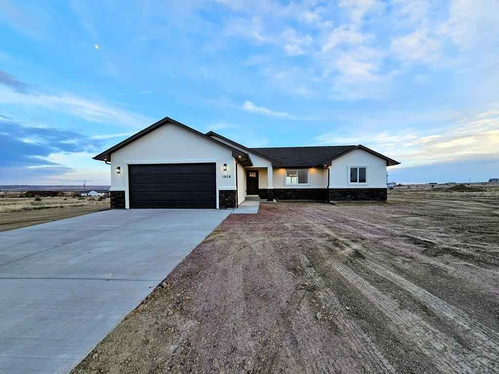 1904 N Spanish Lady Ln  