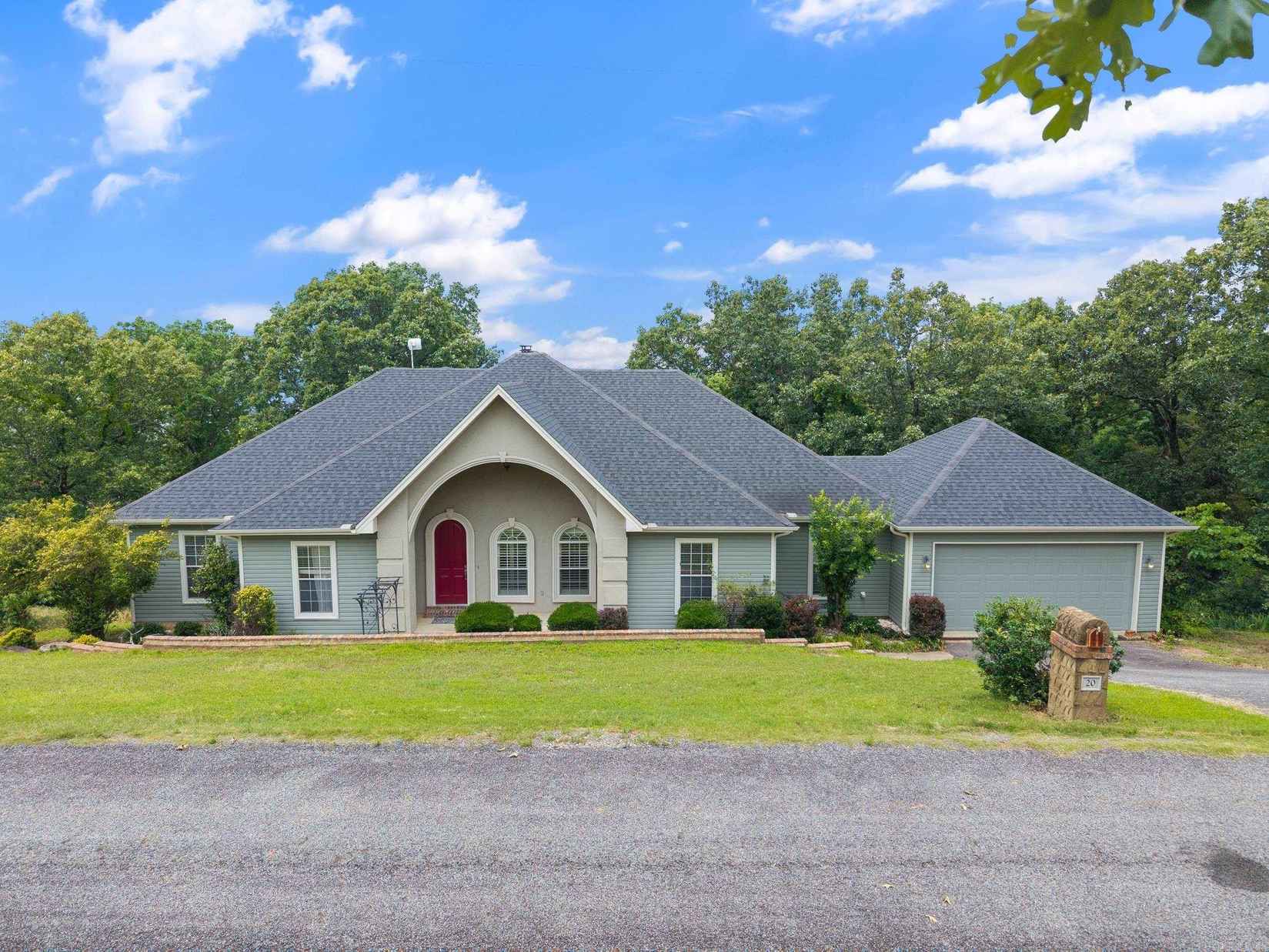 20 Canterberry Pt Dr  