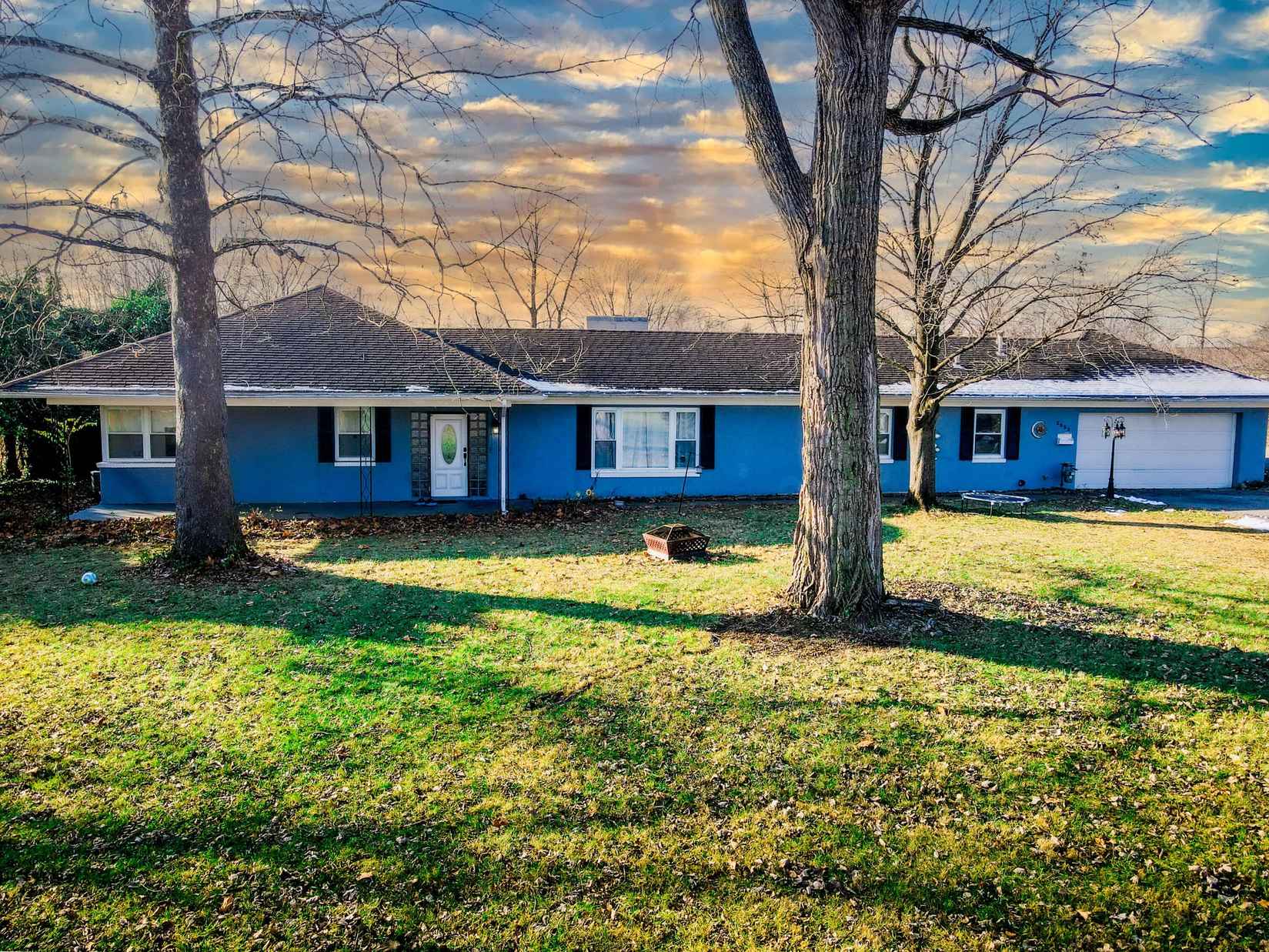 2553 Derr Rd  