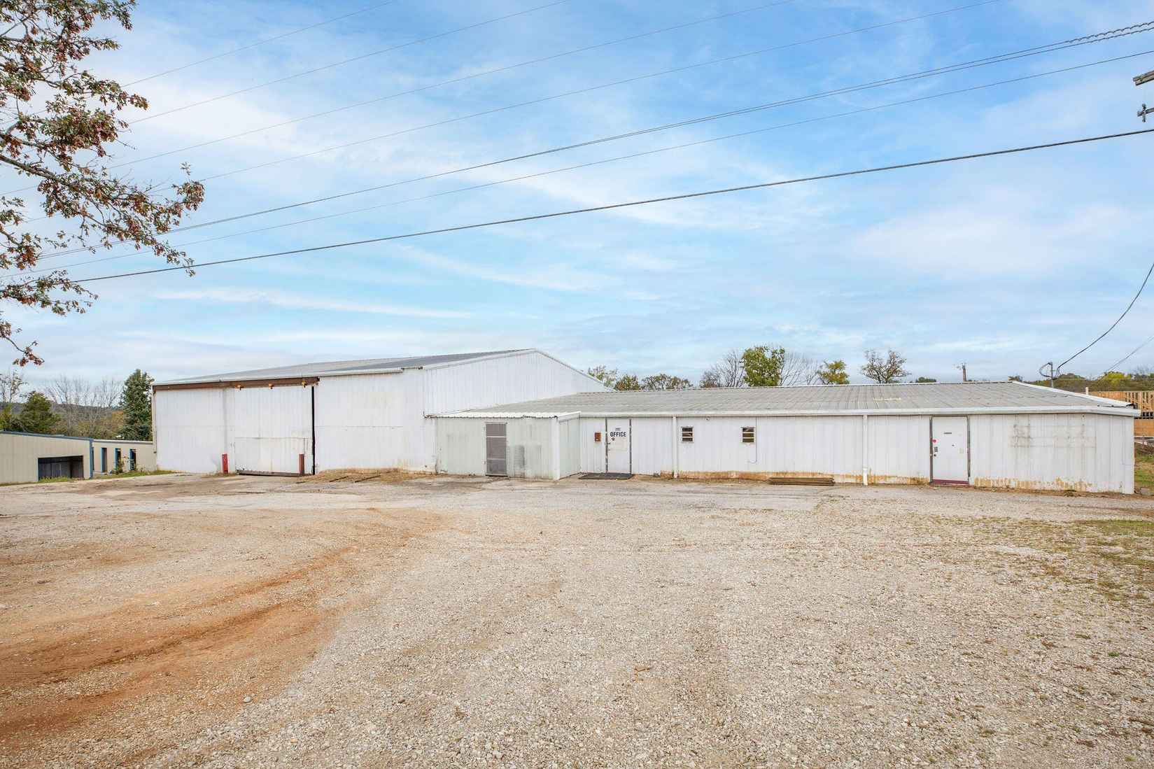 5329 E State Hwy 76  