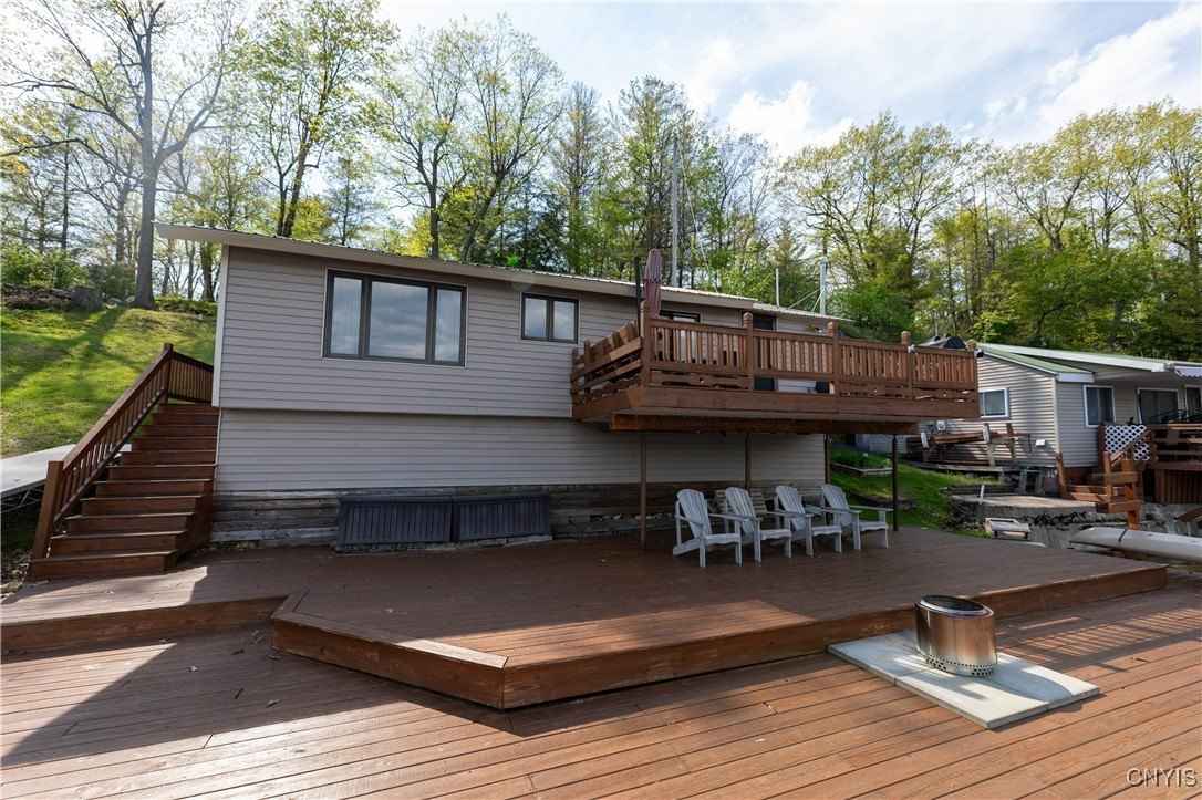 556 West Shore Rd  