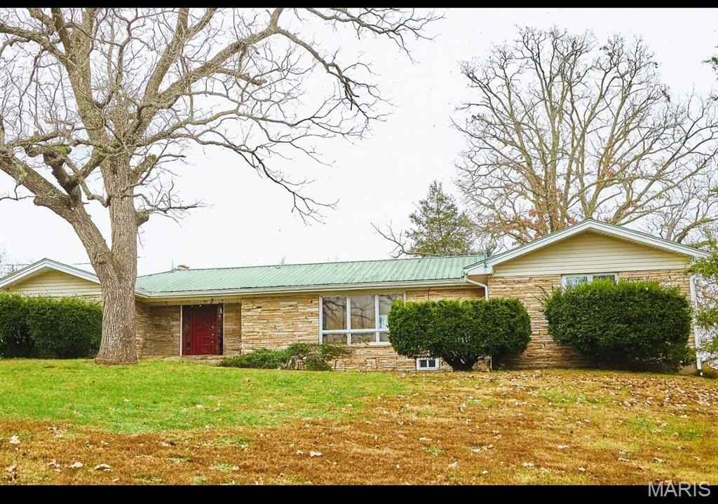 6610 Hwy 63  