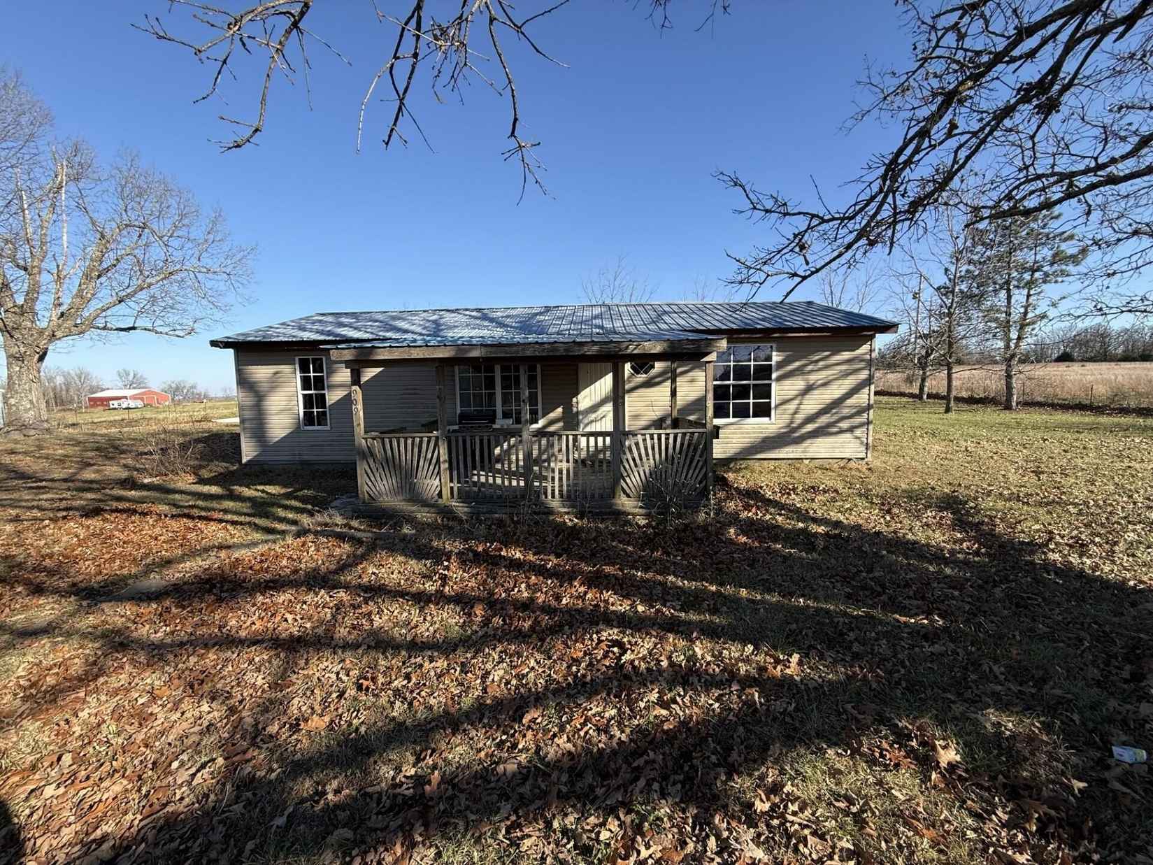 909 Cooper Dr  