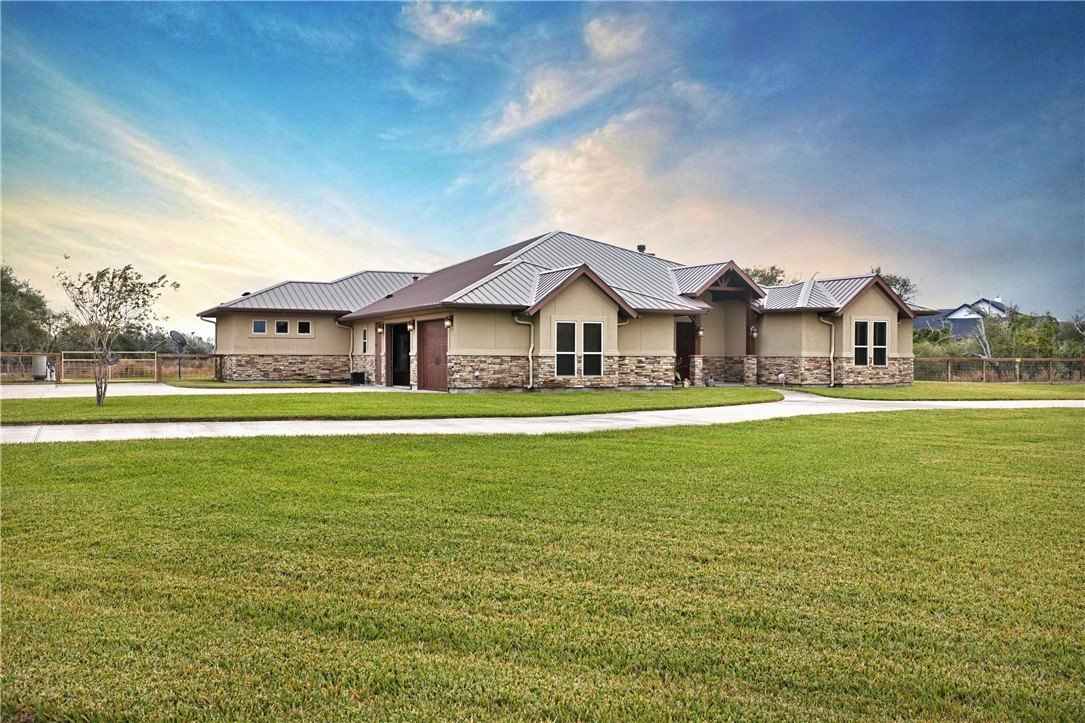 218 Coastal Wildwood Dr  