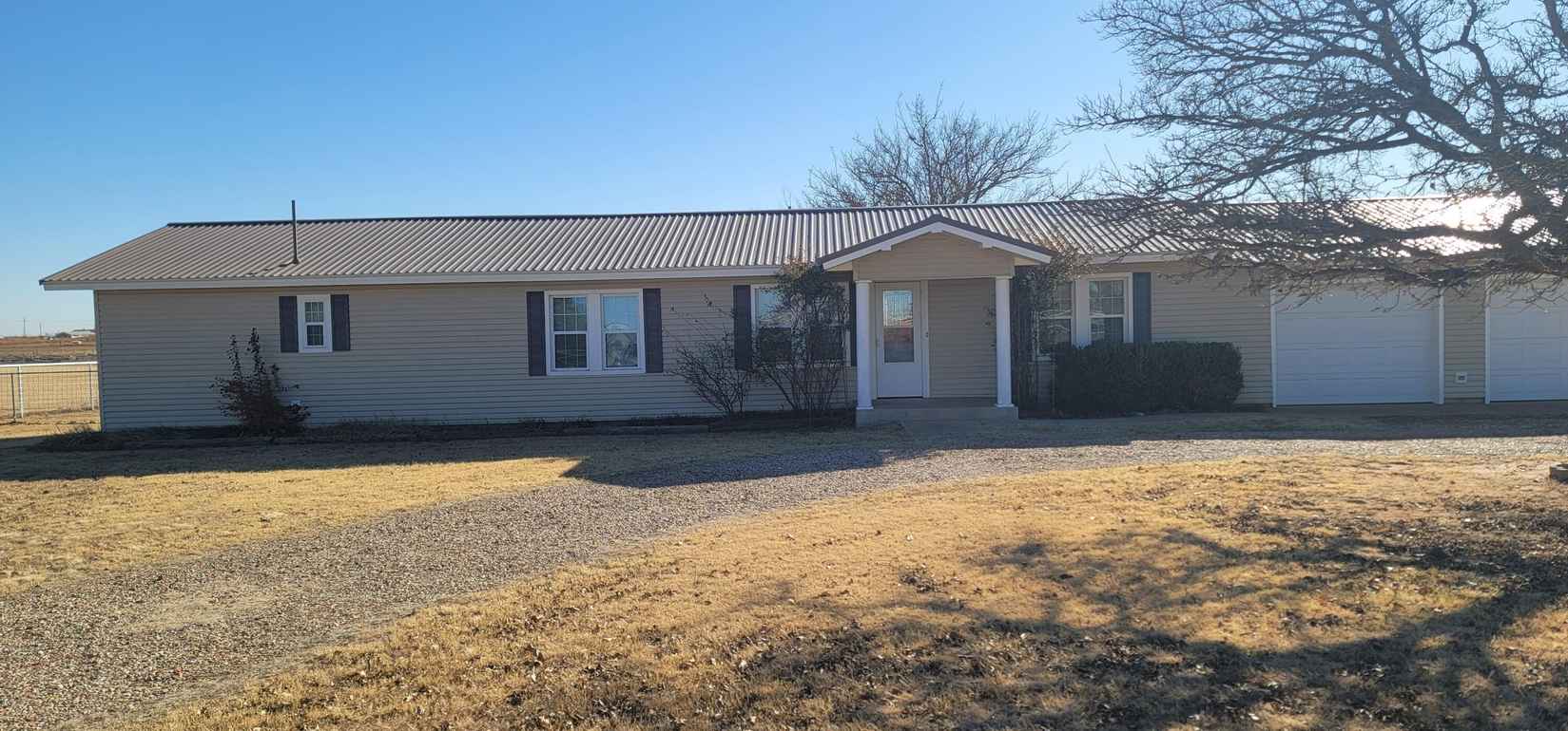 5711 County Rd 5850  