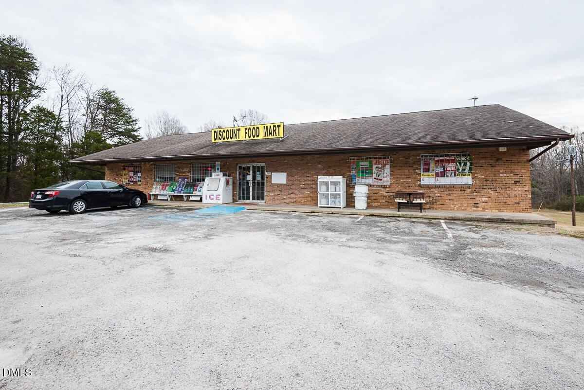 7980 N Carolina 700  