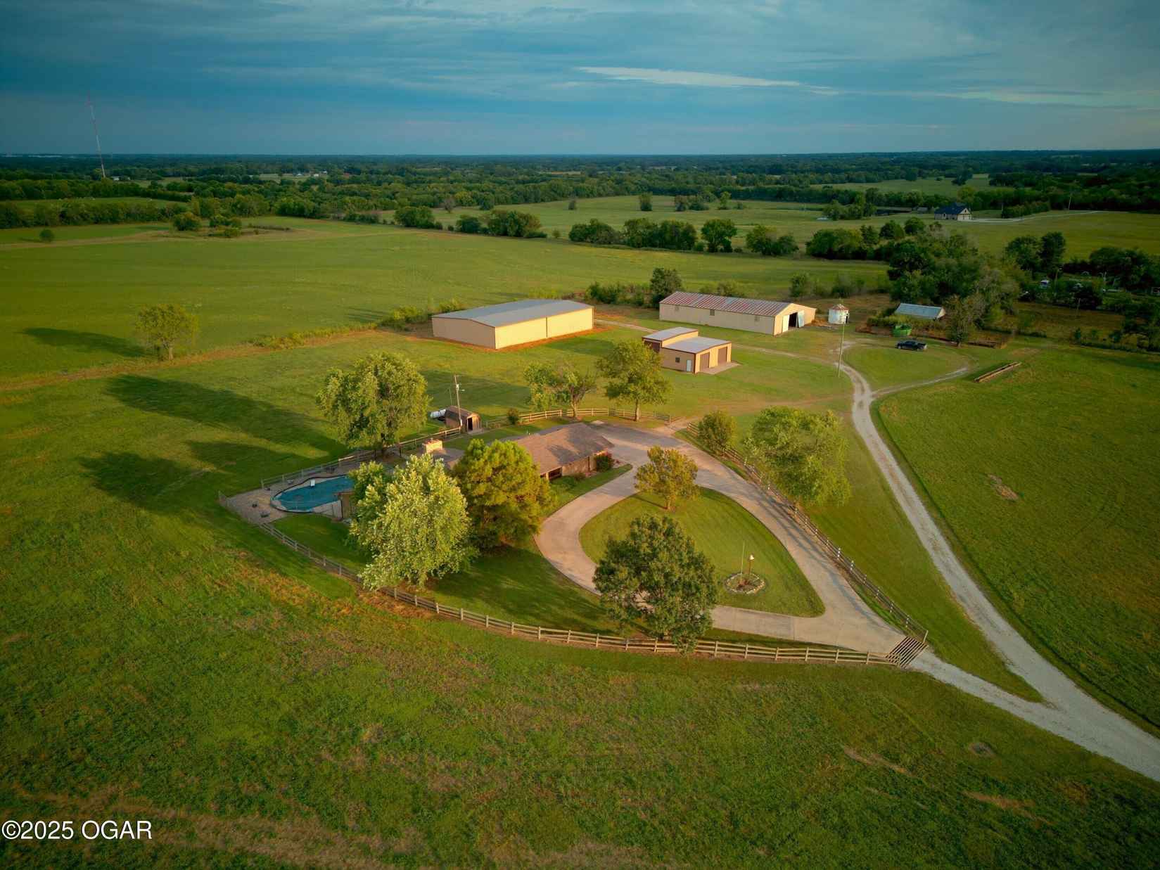 21043 Hwy 59  
