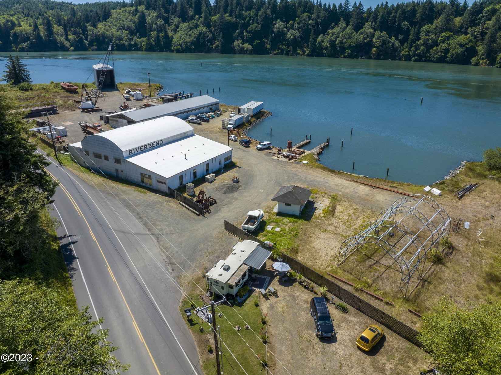 5262 Yaquina Bay Rd  