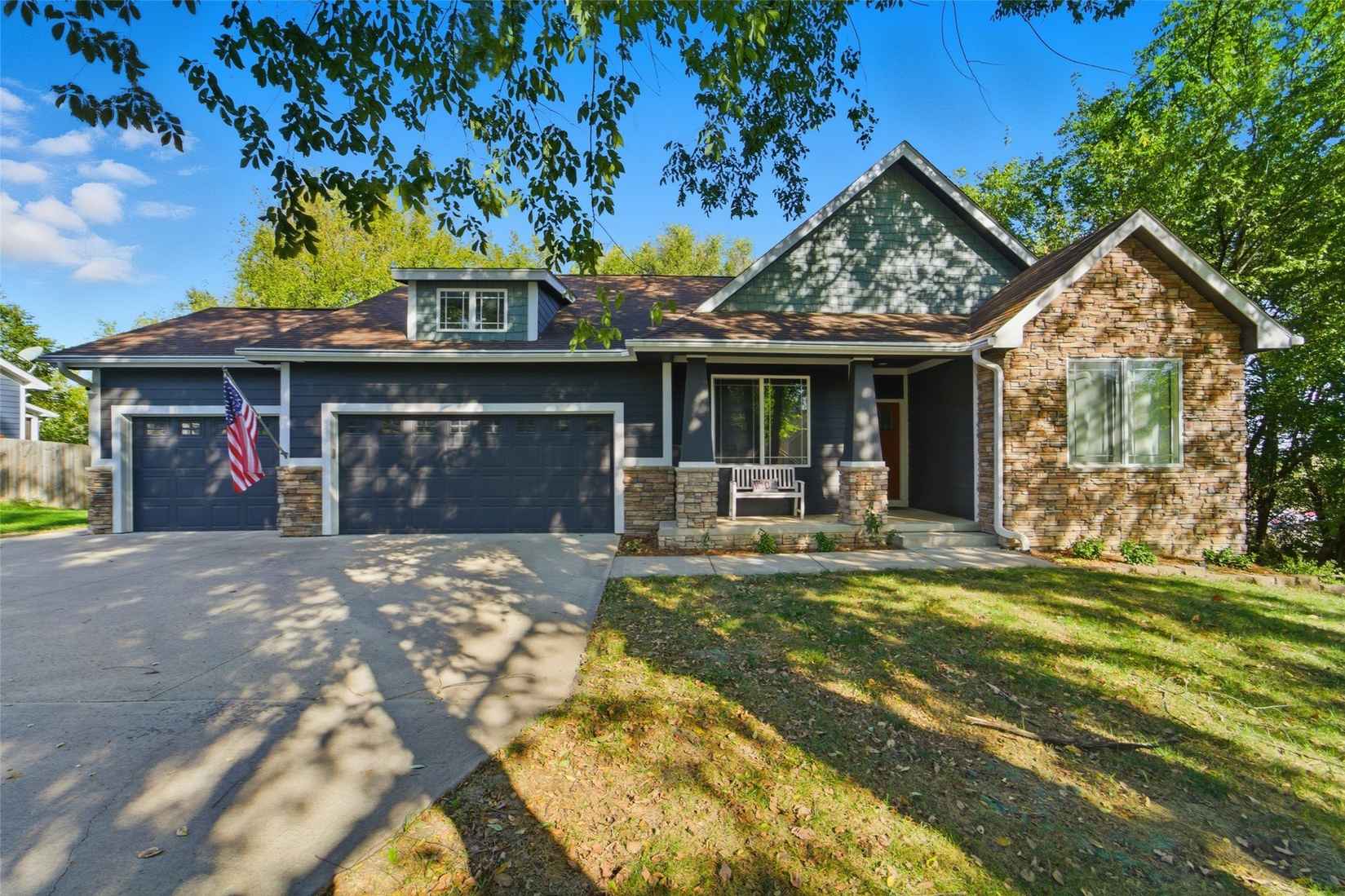 820 Greenwood Hills Dr  