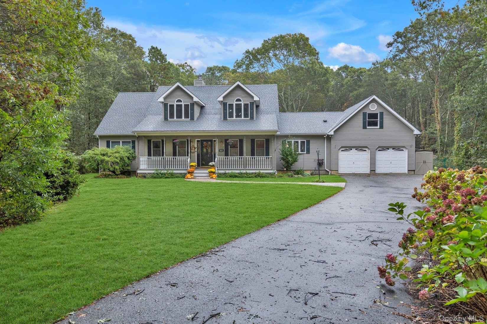 501 Wading River Rd  