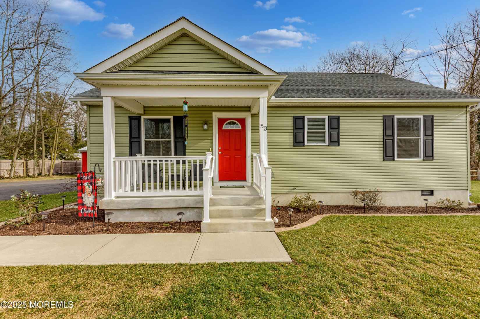 53 N New Prospect Rd  