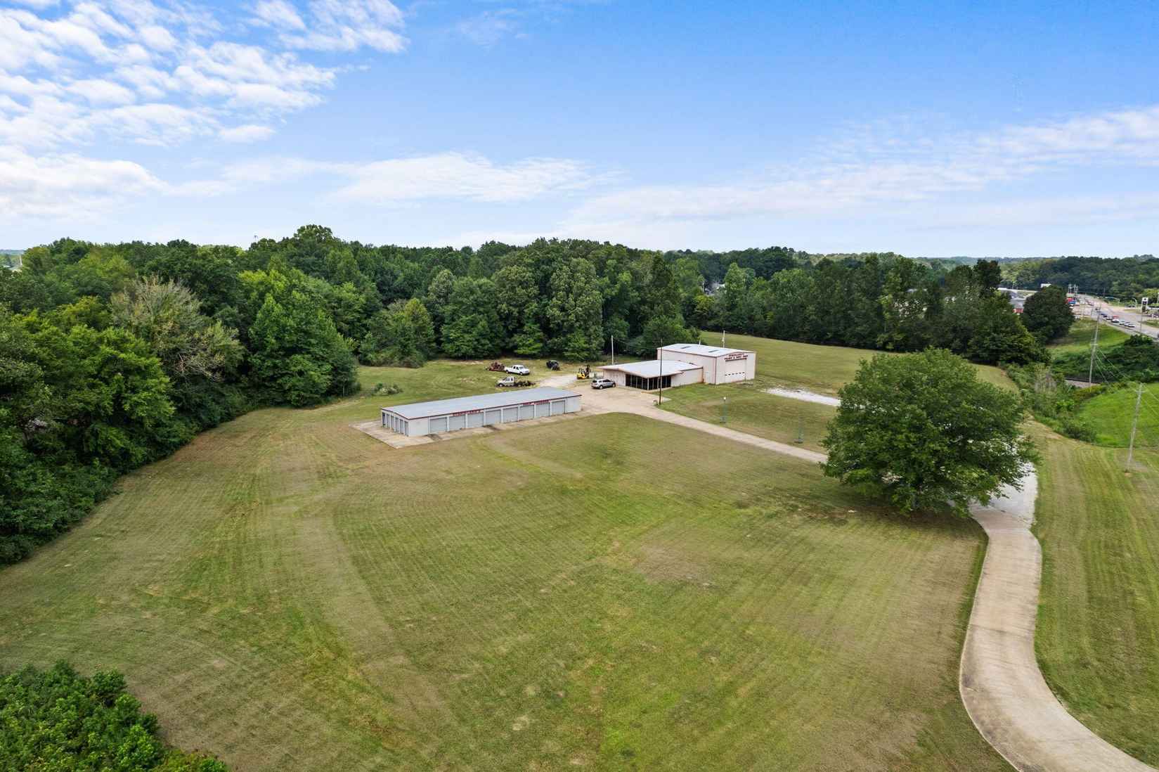 504 N Harper Rd  