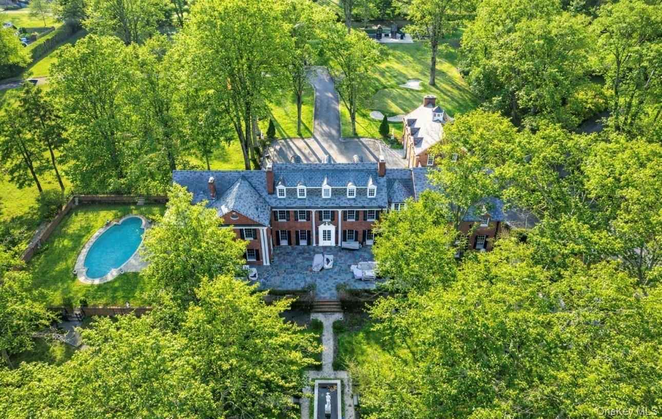 393 Mill River Rd  