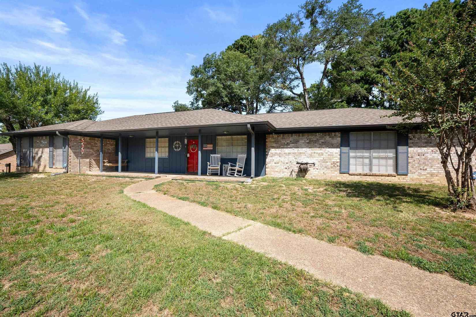 2293 Anderson CR 359  