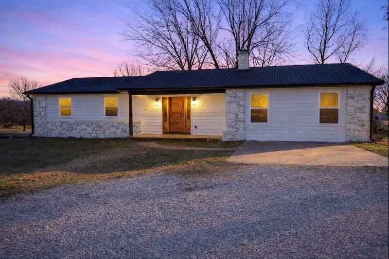 17471 Hwy 412  