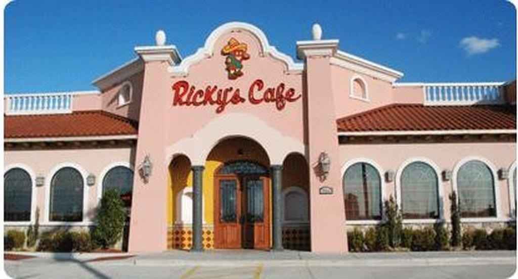 2160 S I 35 Service Rd  