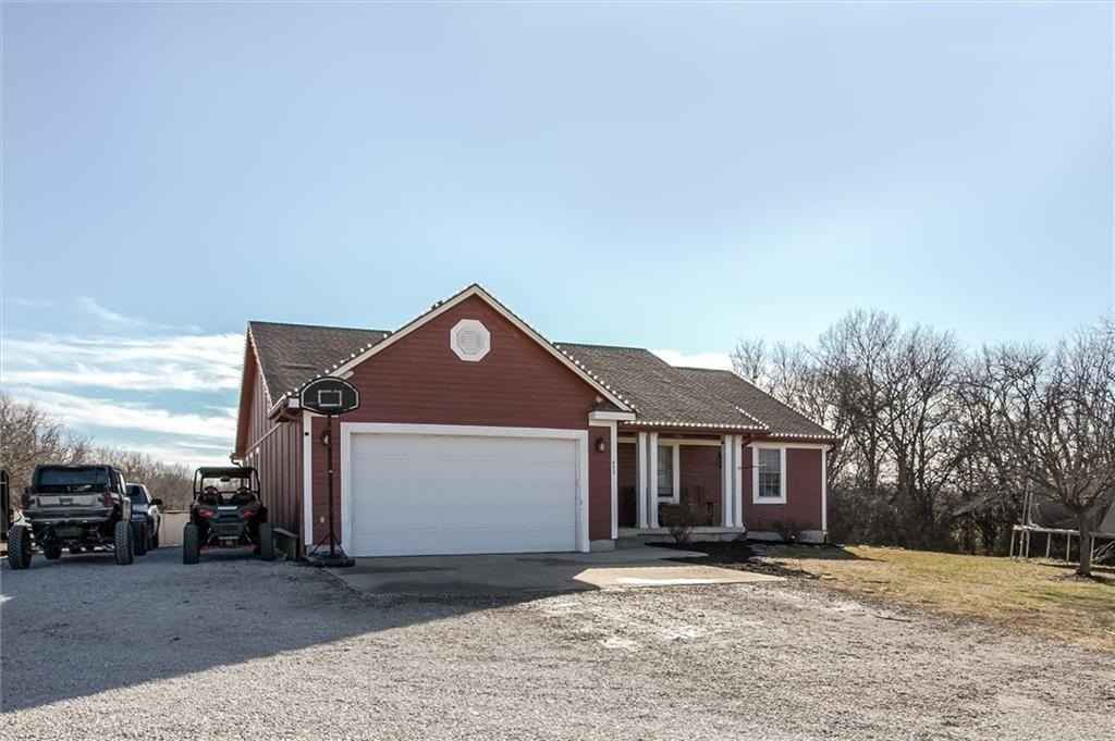453 NE County Rd 14004  