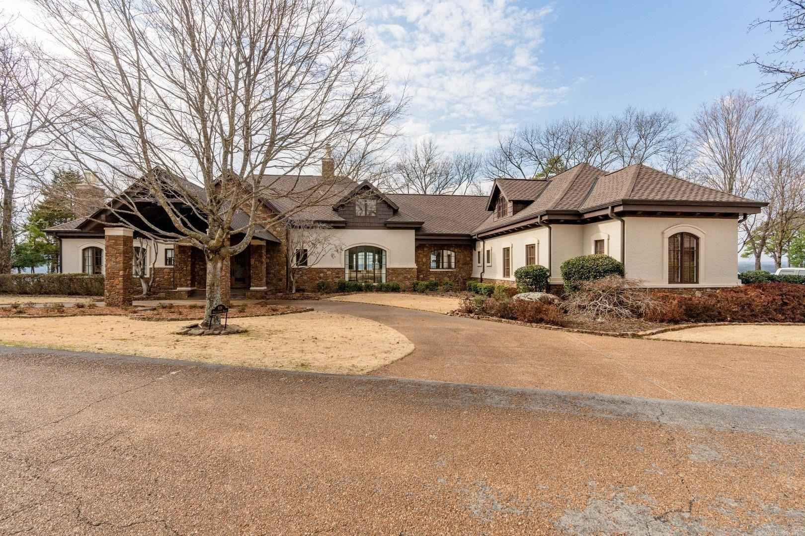 831 Rock Ledge Rd  