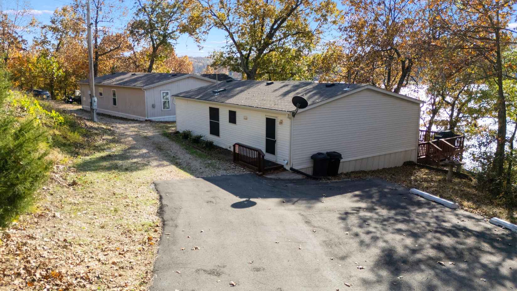 54701 E 360 Rd  