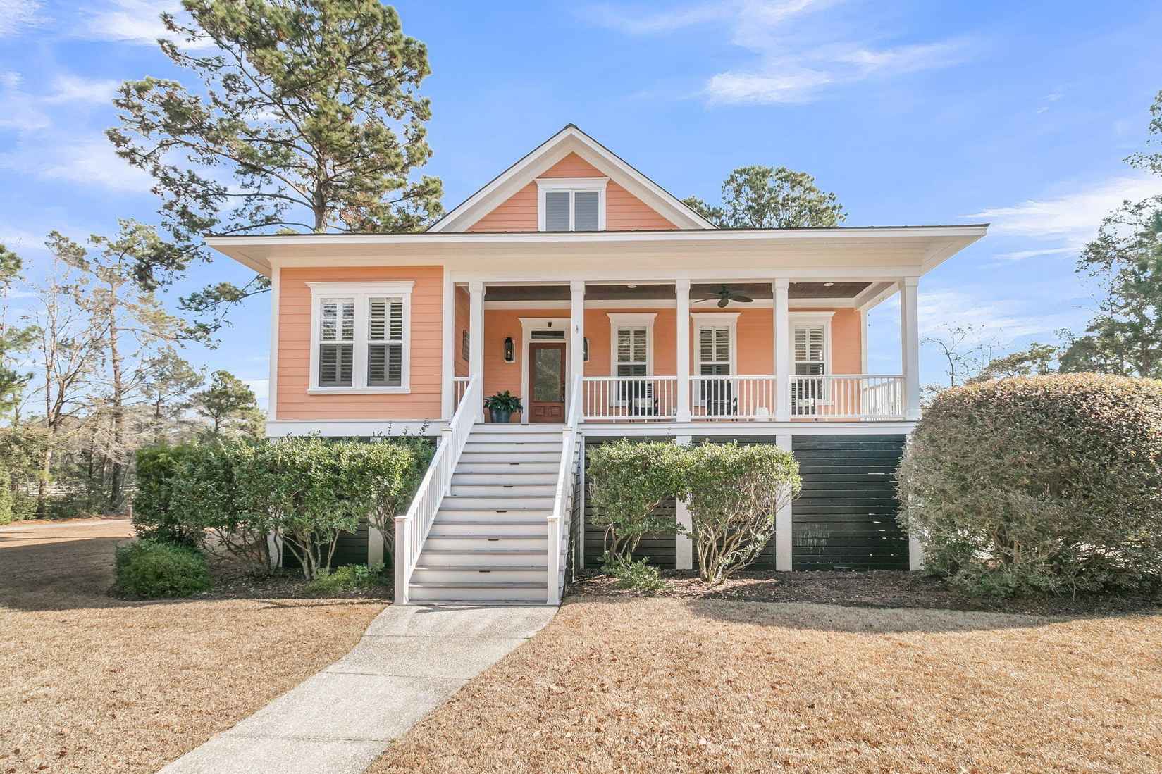 1052 Bradbury Ln  