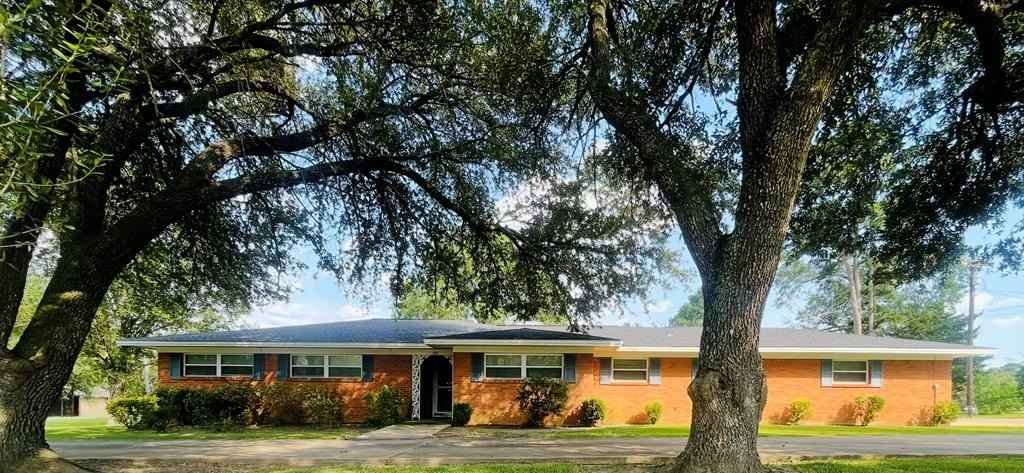 780 Hwy 59n  