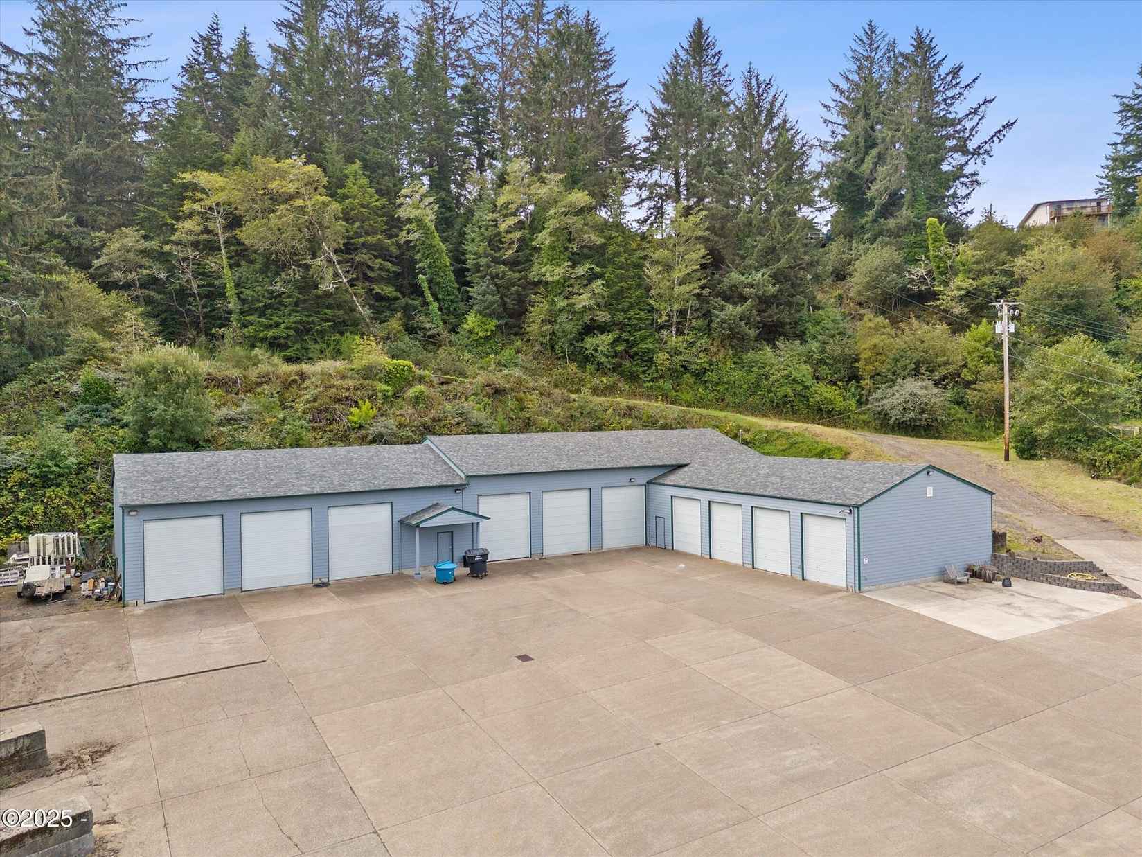 855 955 NE Alsea Hwy  