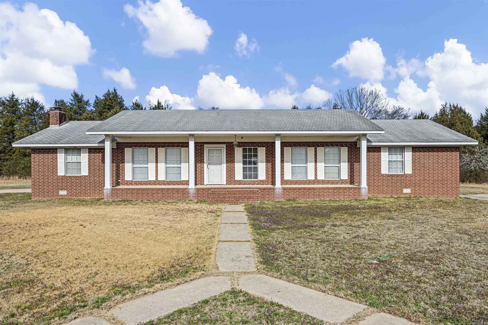 2525 Diamond Blf Rd  