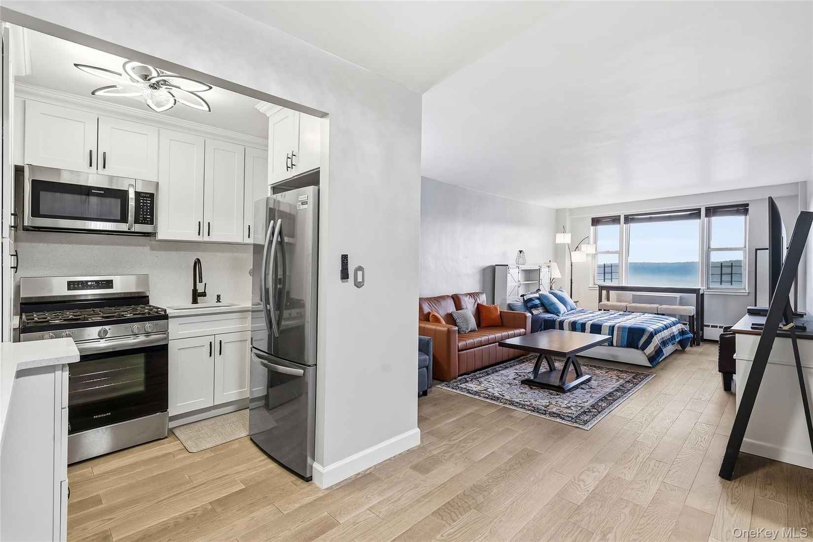 5800 Arlington Ave Unit 15P  