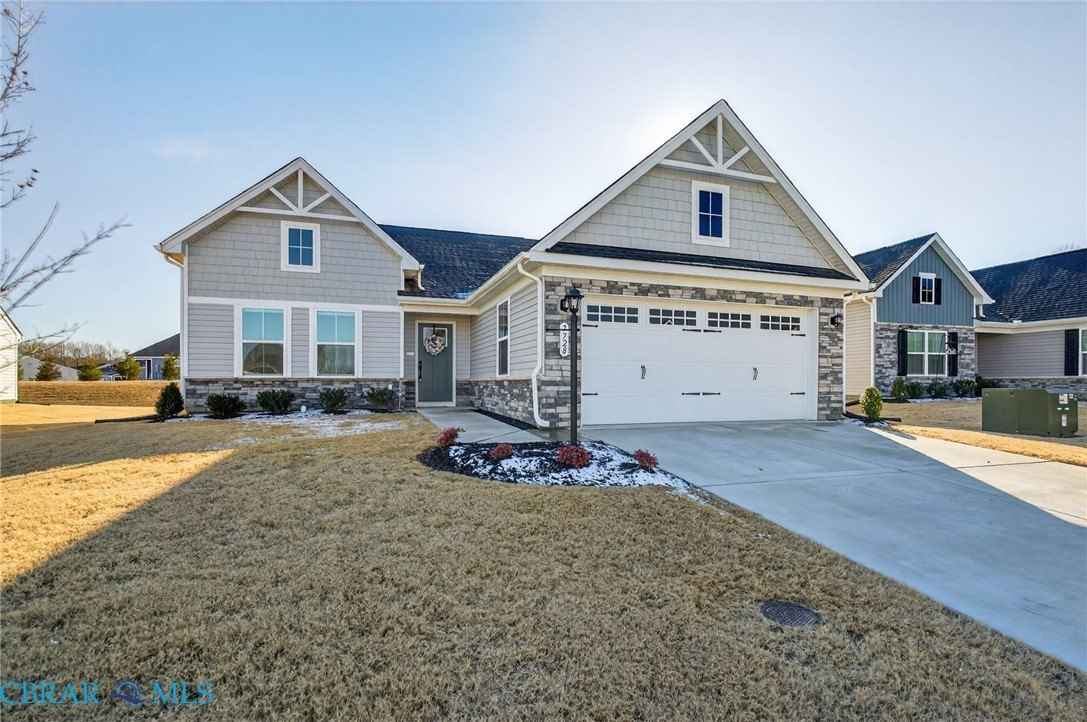 7728 W Danube Loop  
