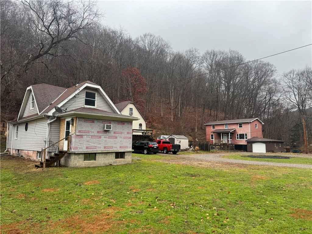 819 Howes Run Rd  