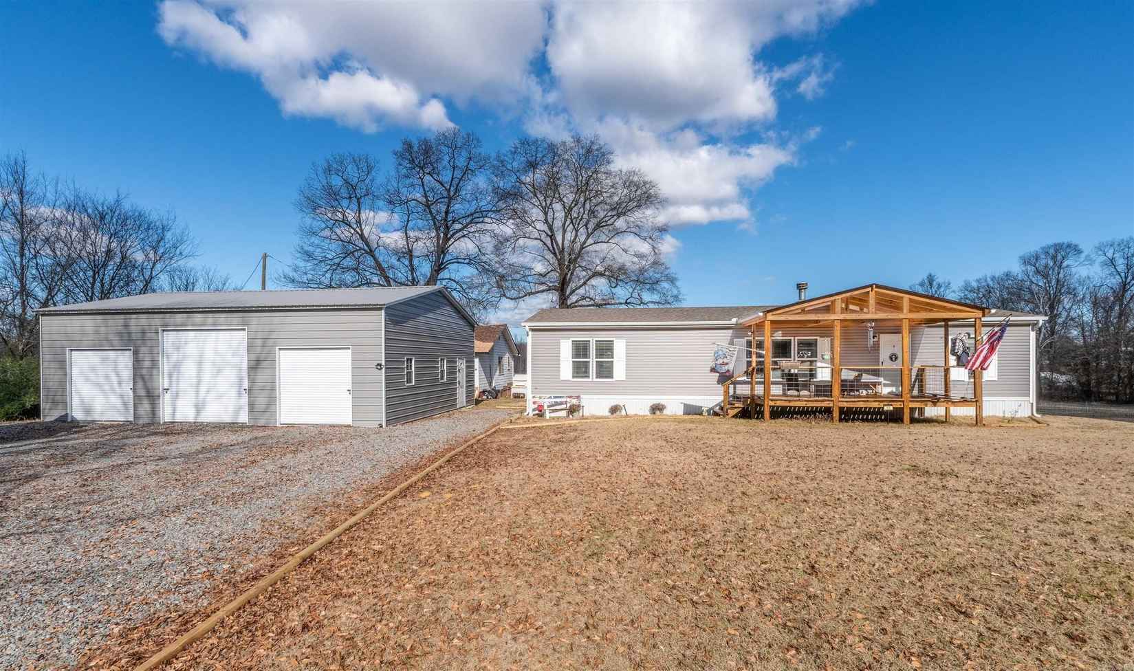 10 W Martin Ln  