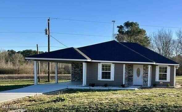 319 Hwy 48 E  
