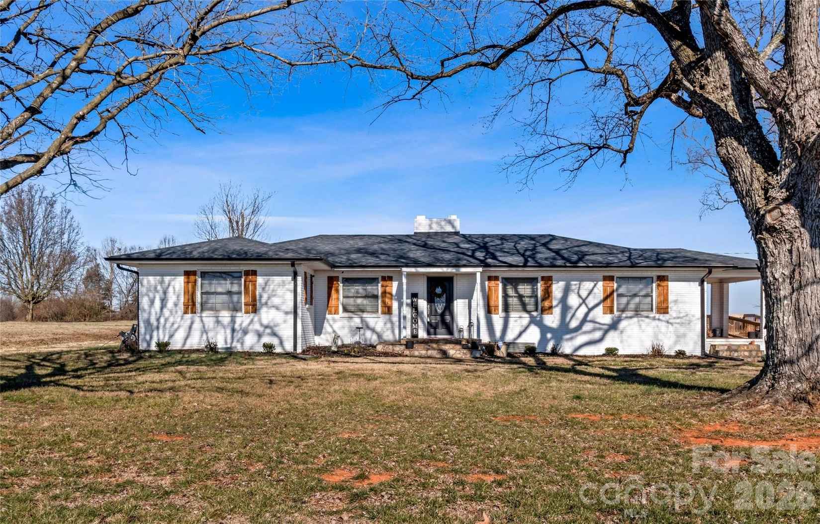 2432 Holcomb Rd  