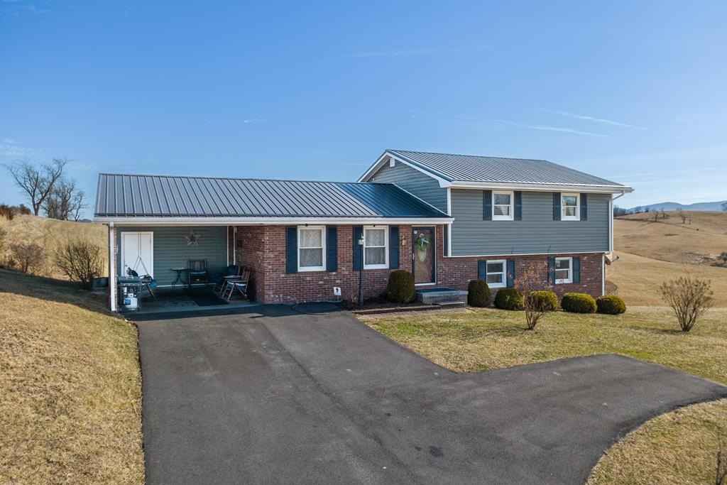 417 Pioneer Rd  