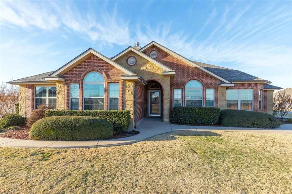 201 Apple Blossom Dr  